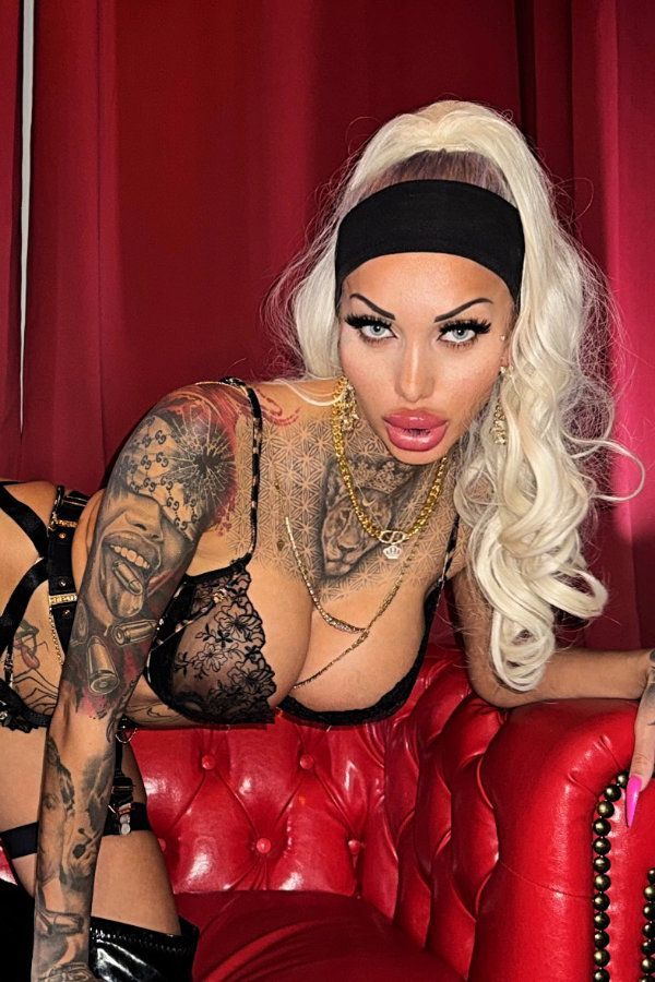 Lady Eva Hardcore