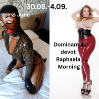 Domina & Fetish Girlfriend Raphaela - Foto 8 von 24